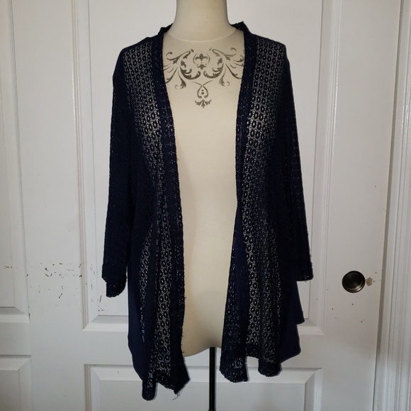 Light weight knit cardigan - Picture 1 of 3